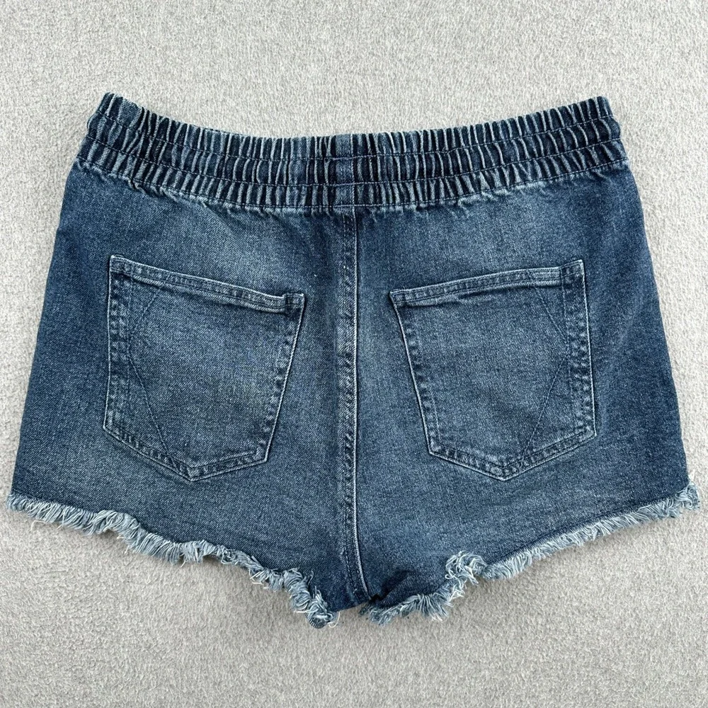 Kendall + Kylie Shorts Womens Medium Blue The Jogger Short Denim Raw Hem Frayed